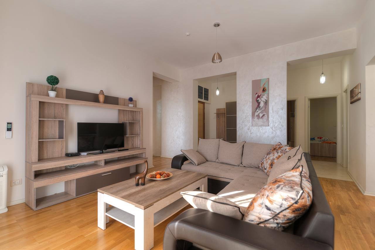 Apartments Harmonia Colours ブドヴァ エクステリア 写真